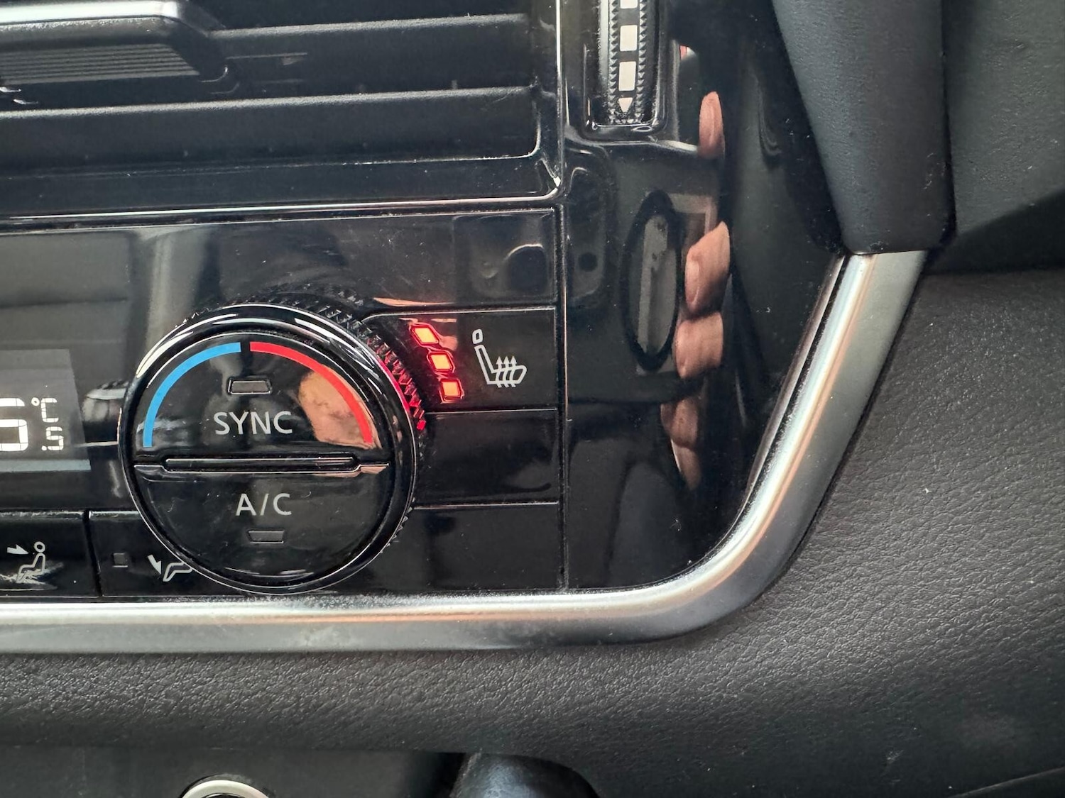 Used Nissan Qashqai 2022 for sale - 77269272: Photo 44