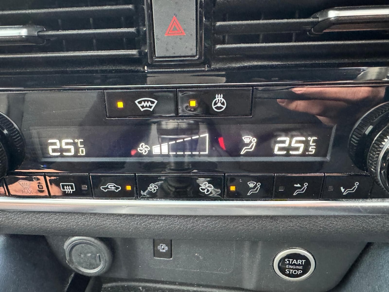 Used Nissan Qashqai 2022 for sale - 77269272: Photo 45