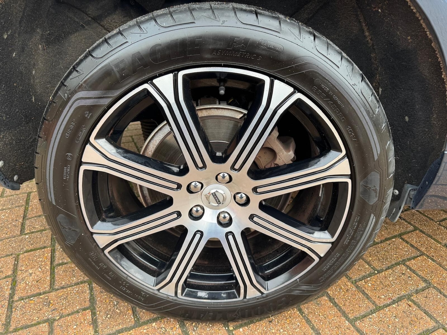 Used Volvo XC60 2017 for sale - 76874177: Photo 15