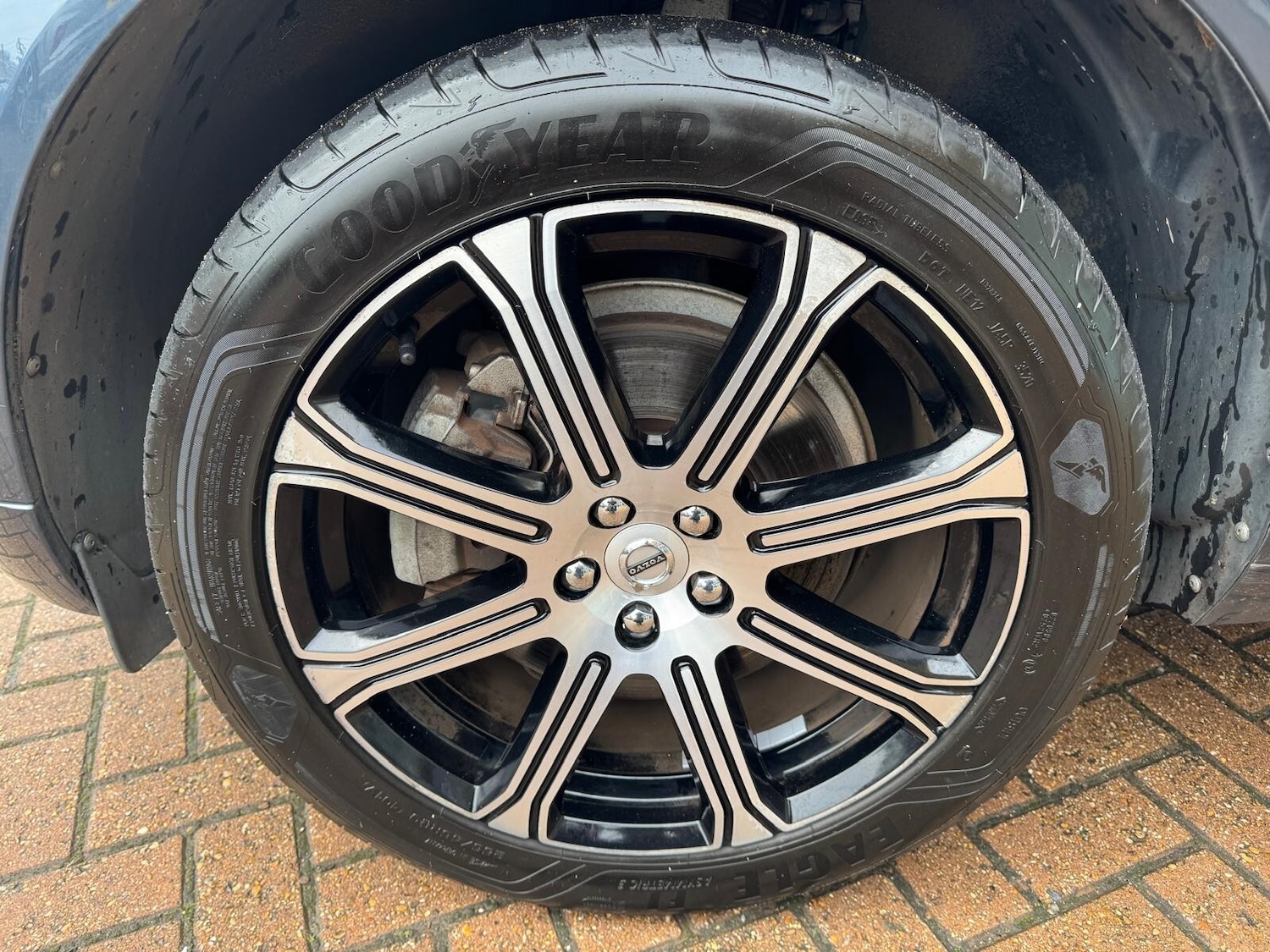 Used Volvo XC60 2017 for sale - 76874177: Photo 16