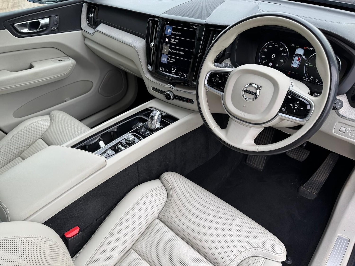 Used Volvo XC60 2017 for sale - 76874177: Photo 19