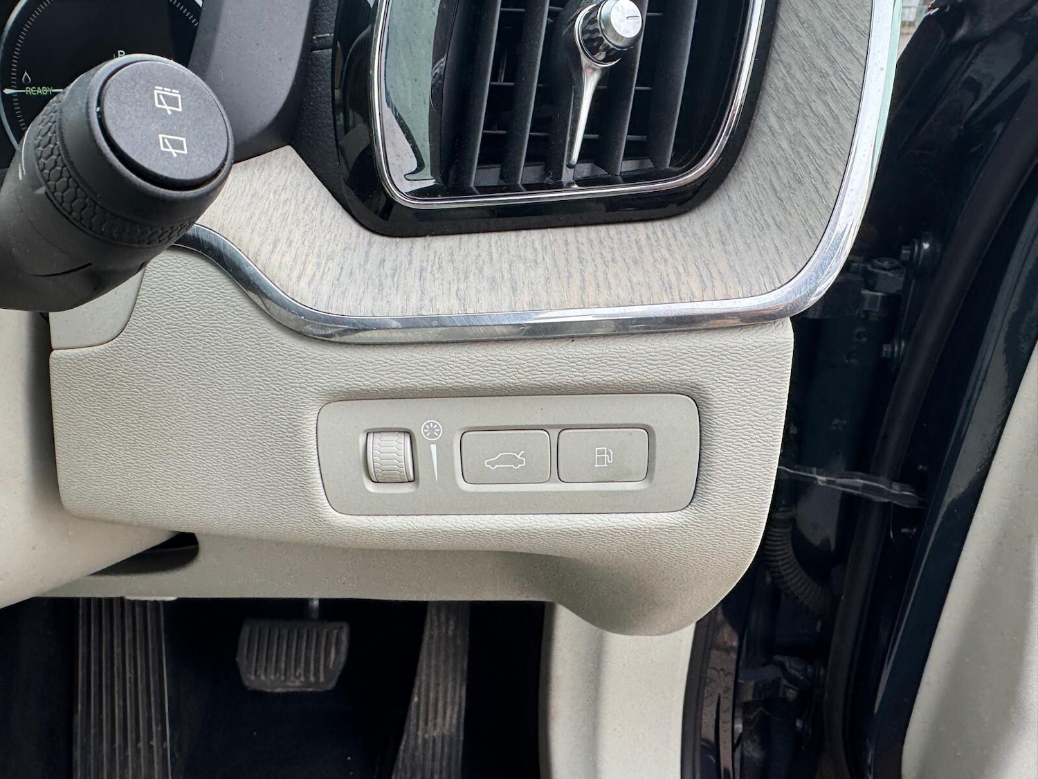 Used Volvo XC60 2017 for sale - 76874177: Photo 21