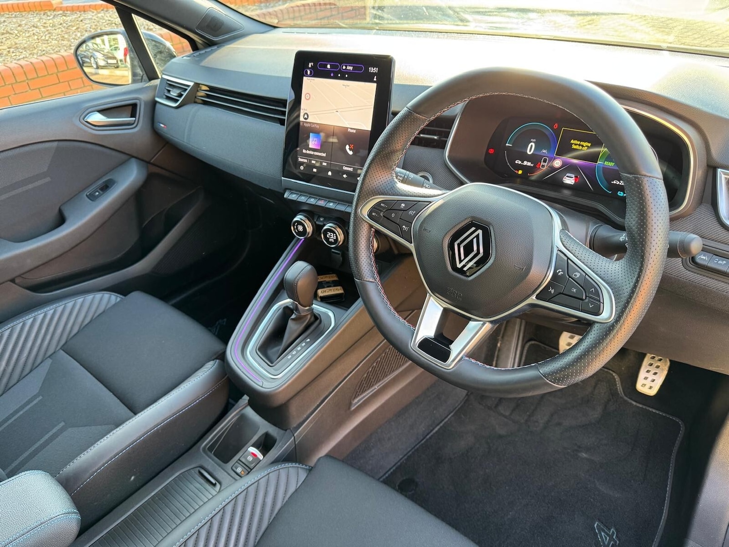 Used Renault Clio 2024 for sale - 77105911: Photo 17