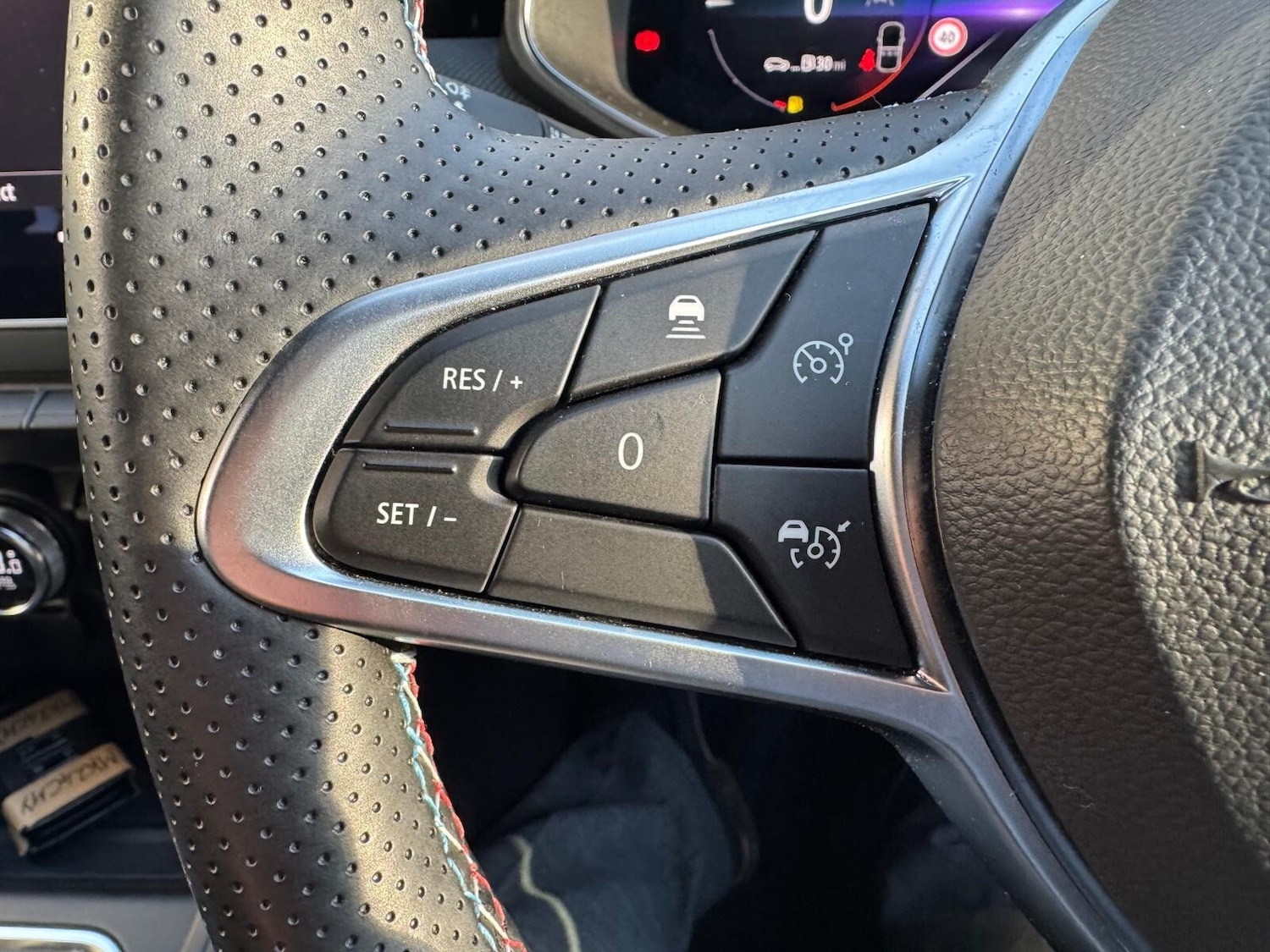 Used Renault Clio 2024 for sale - 77105911: Photo 28