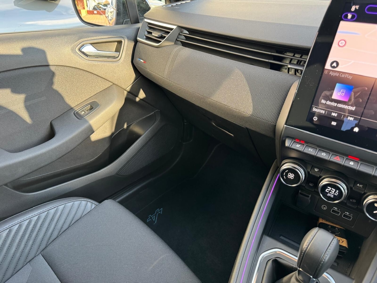 Used Renault Clio 2024 for sale - 77105911: Photo 42