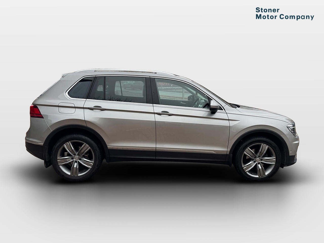 Used Volkswagen Tiguan 2016 for sale - 77099031: Photo 2