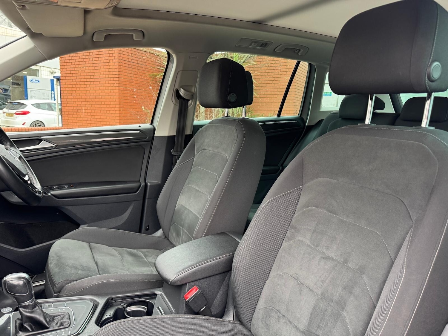 Used Volkswagen Tiguan 2016 for sale - 77099031: Photo 30