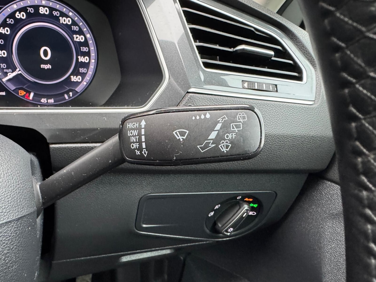 Used Volkswagen Tiguan 2016 for sale - 77099031: Photo 35