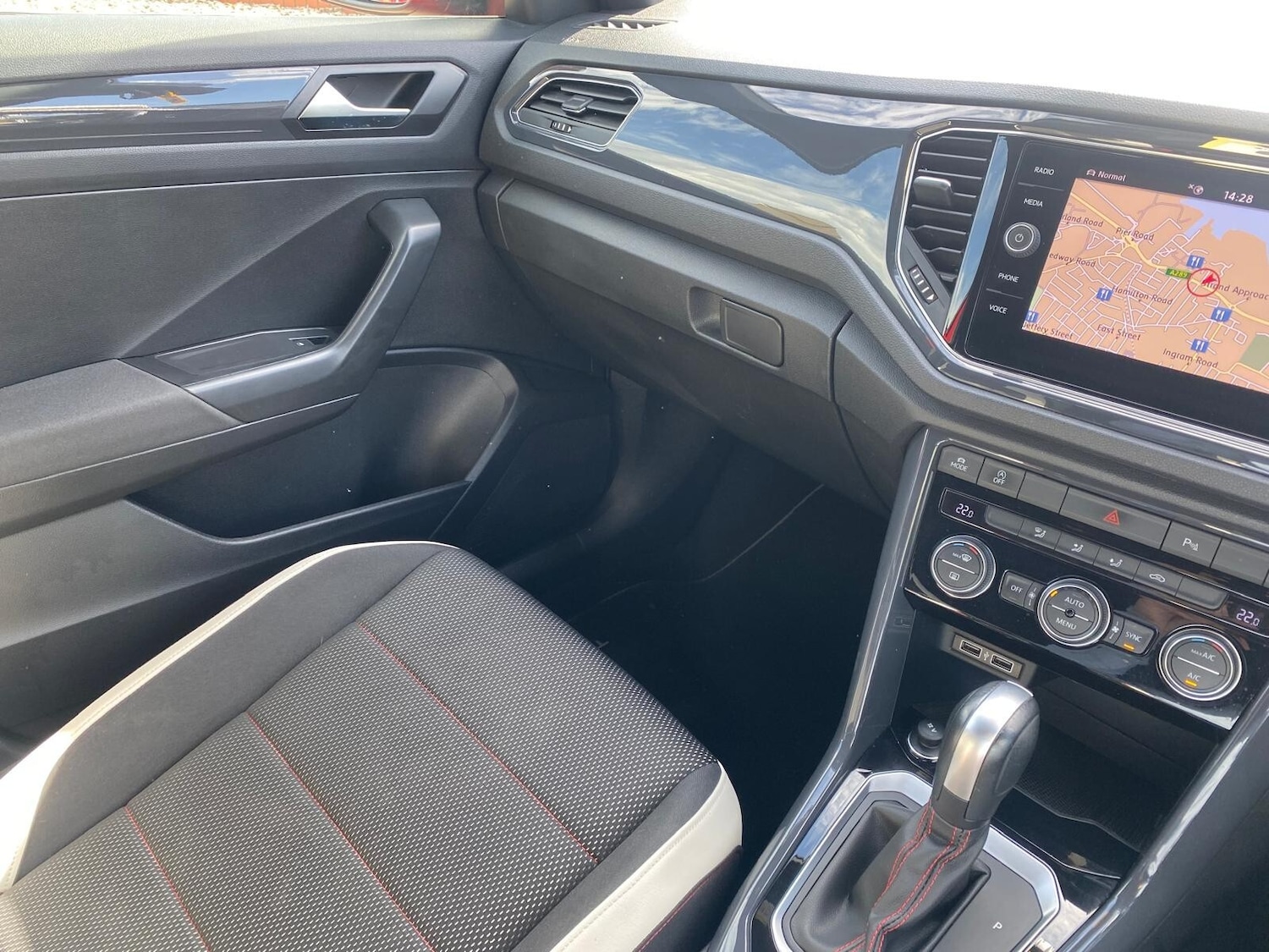 Used Volkswagen T-Roc 2020 for sale - 78215932: Photo 48