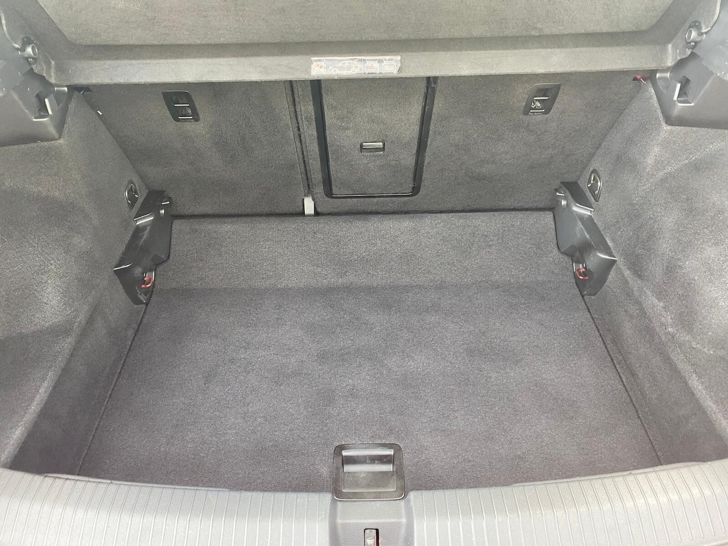 Used Volkswagen T-Roc 2020 for sale - 78215932: Photo 6