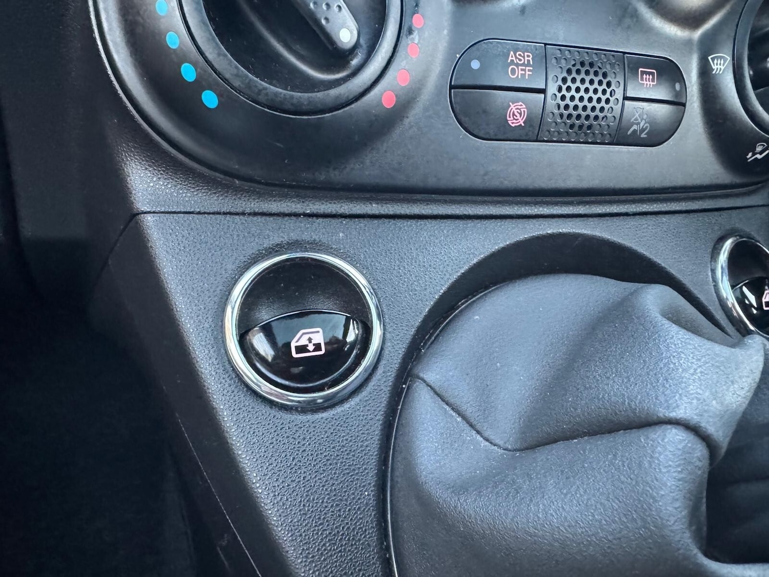 Used Fiat 500 2023 for sale - 76873193: Photo 41