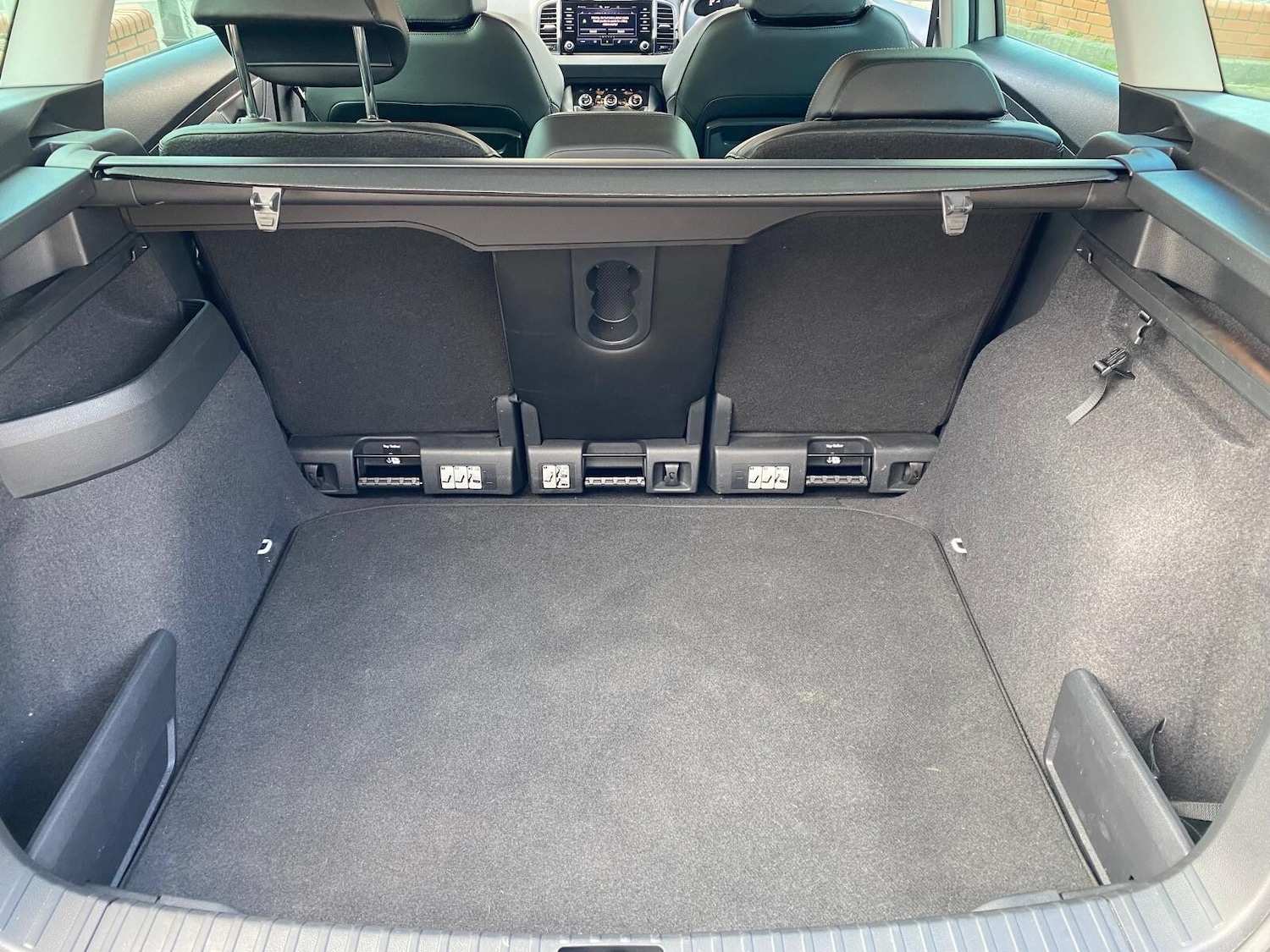 Used Skoda Karoq 2023 for sale - 78108740: Photo 6