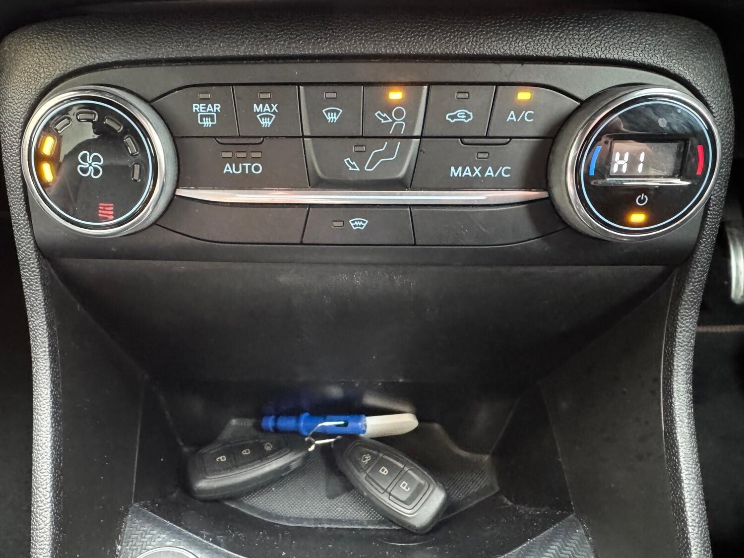 Used Ford Fiesta 2019 for sale - 76840654: Photo 44