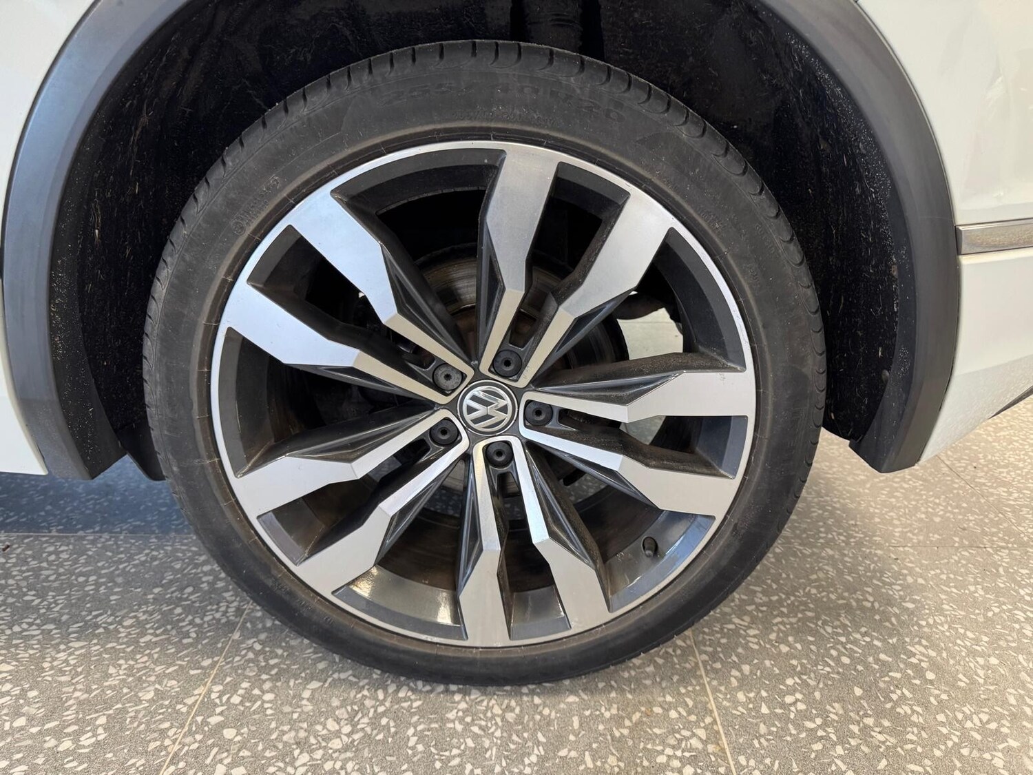 Used Volkswagen Tiguan 2018 for sale - 77911133: Photo 17