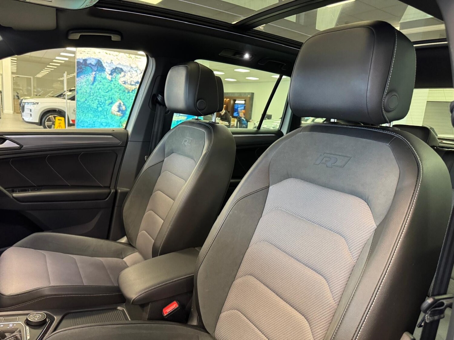 Used Volkswagen Tiguan 2018 for sale - 77911133: Photo 29