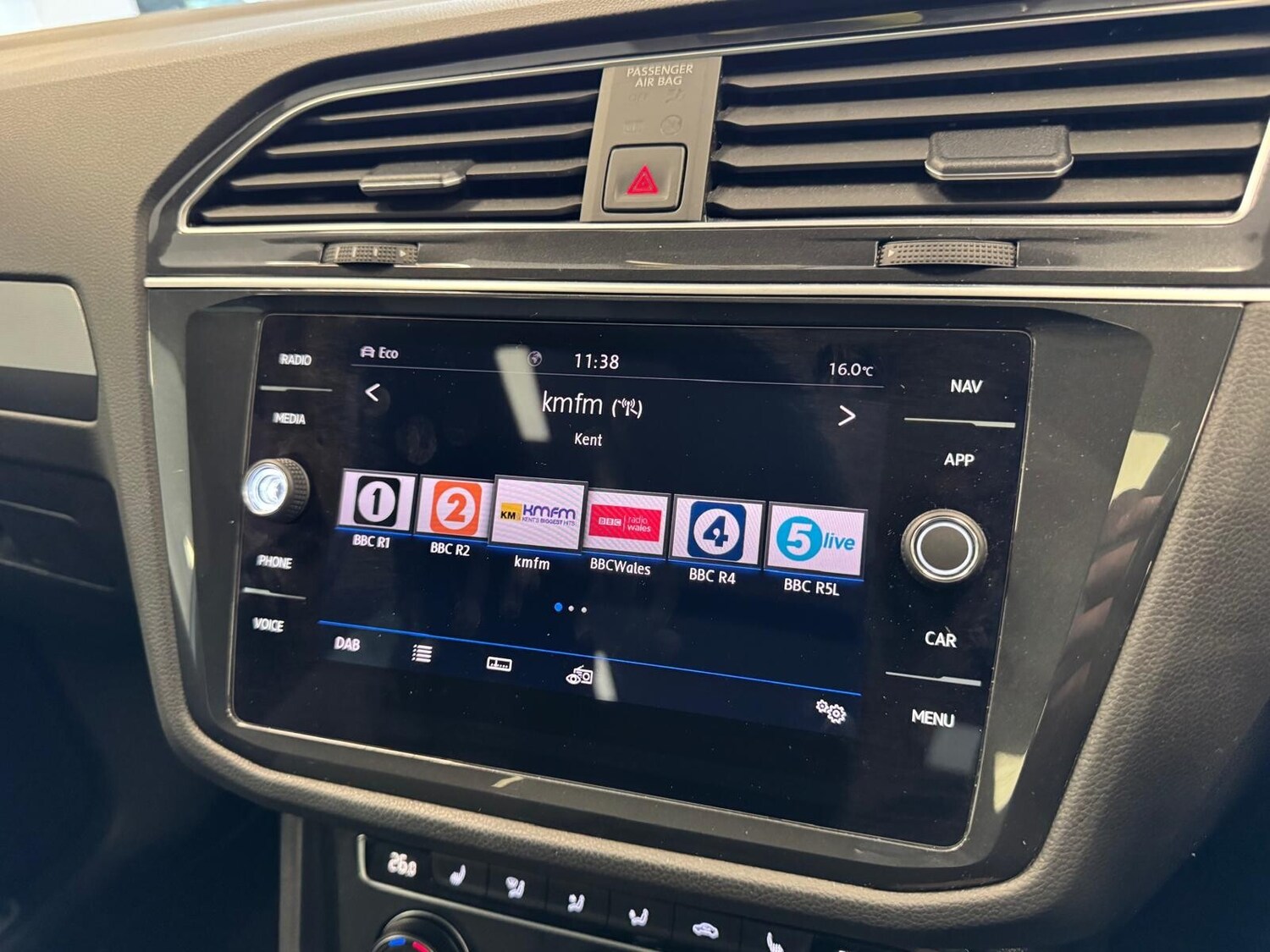 Used Volkswagen Tiguan 2018 for sale - 77911133: Photo 35