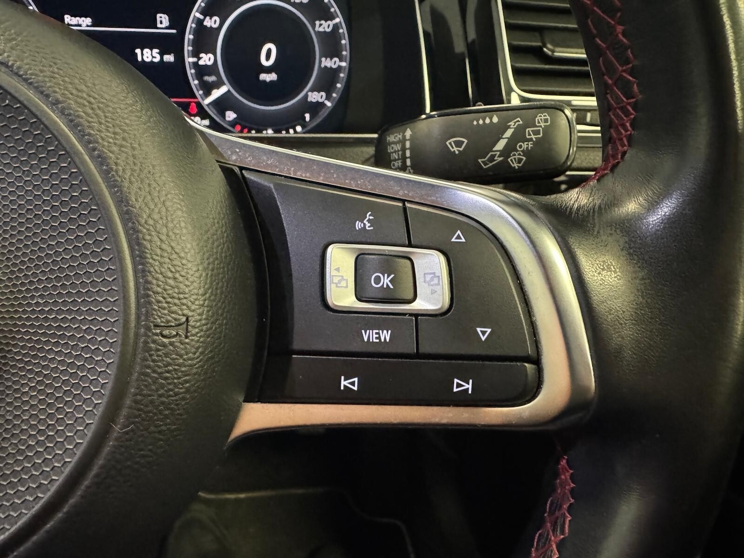 Used Volkswagen Golf 2019 for sale - 77235453: Photo 31