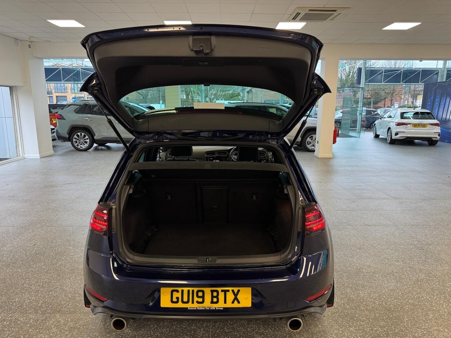 Used Volkswagen Golf 2019 for sale - 77235453: Photo 5