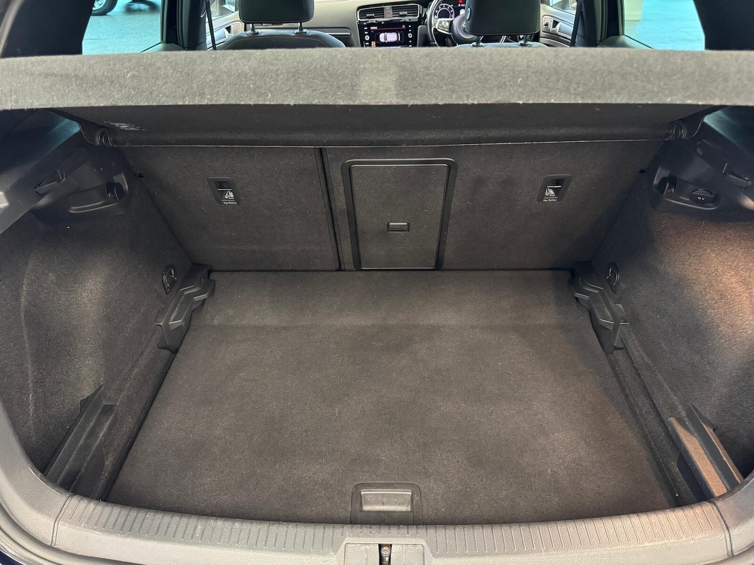 Used Volkswagen Golf 2019 for sale - 77235453: Photo 6