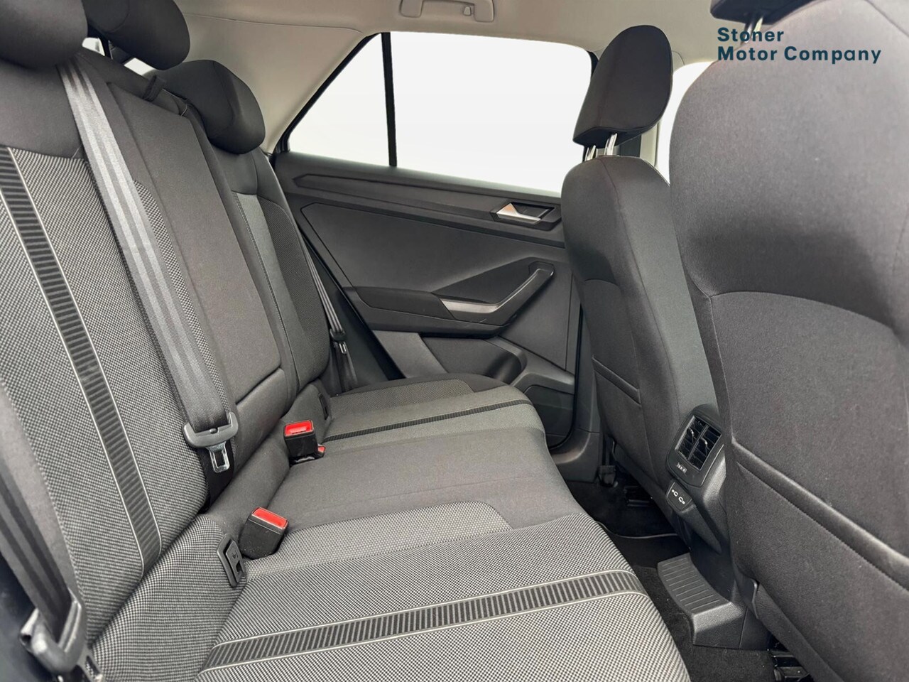 Used Volkswagen T-Roc 2024 for sale - 76840639: Photo 24