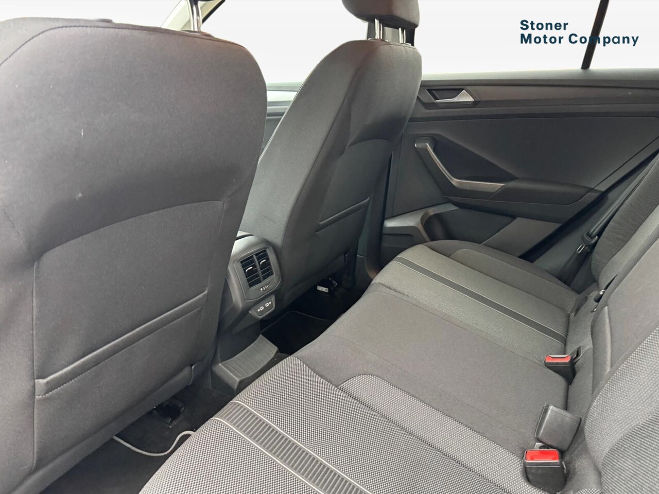 Used Volkswagen T-Roc 2024 for sale - 76840639: Photo 28