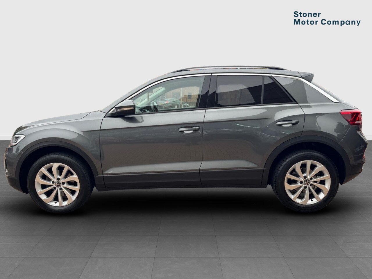Used Volkswagen T-Roc 2024 for sale - 76840639: Photo 8