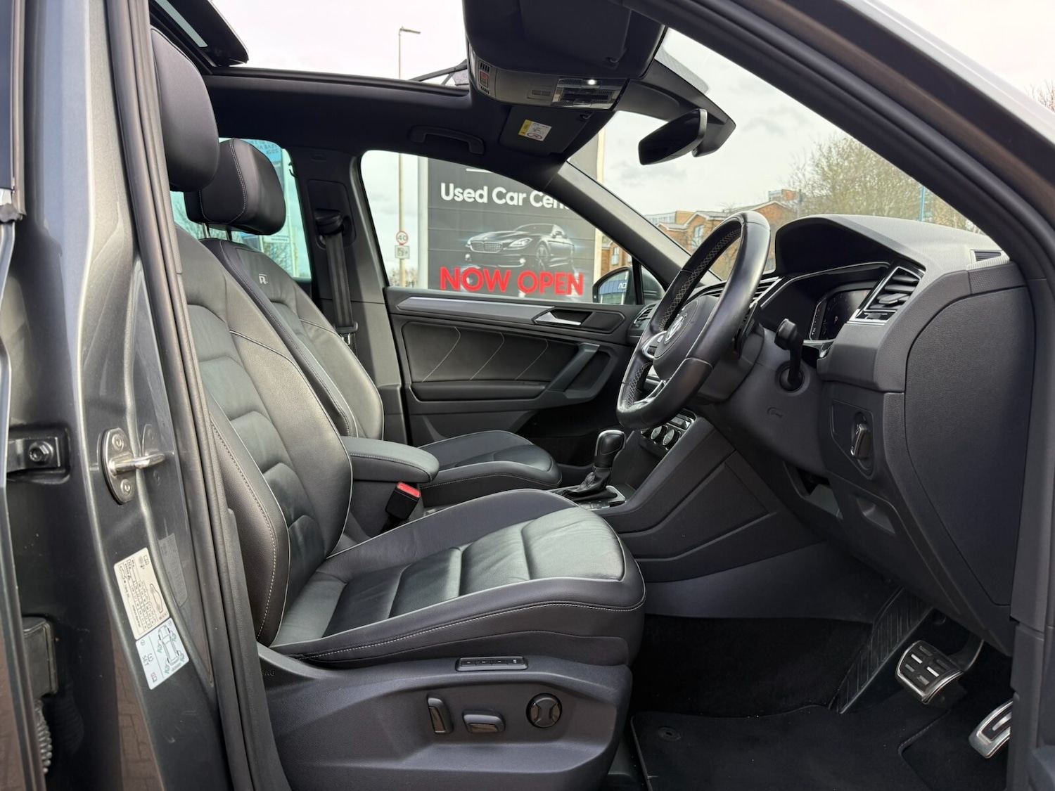 Used Volkswagen Tiguan 2019 for sale - 77950571: Photo 23