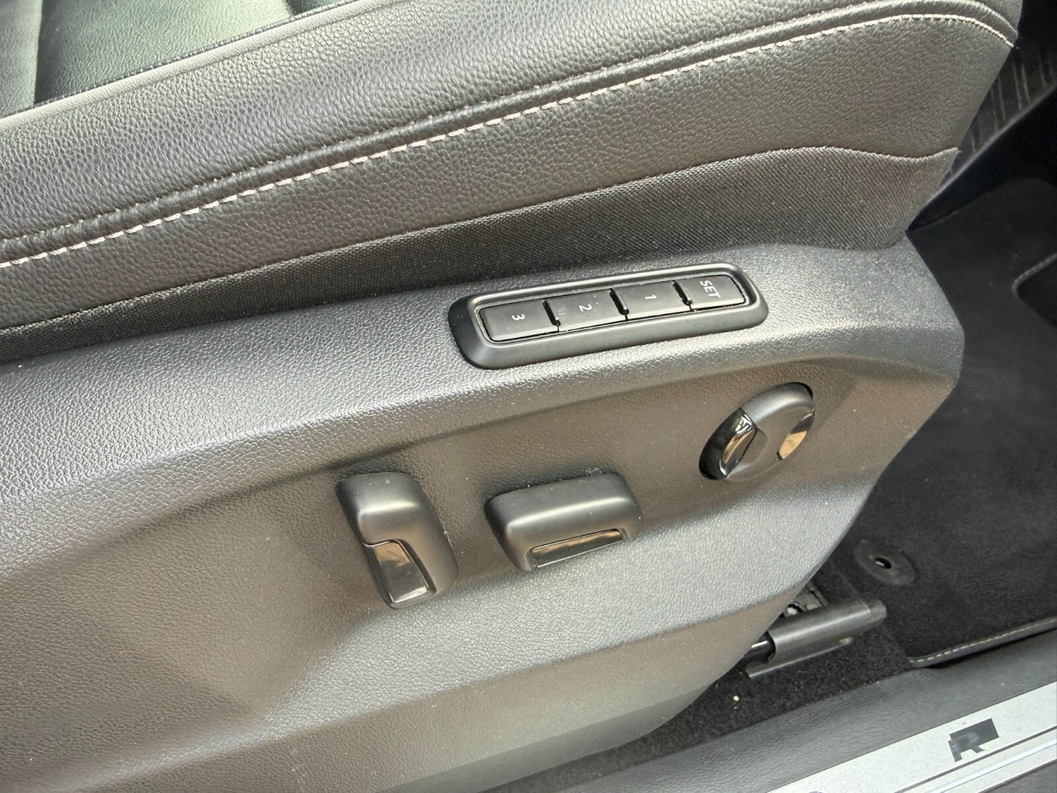 Used Volkswagen Tiguan 2019 for sale - 77950571: Photo 24