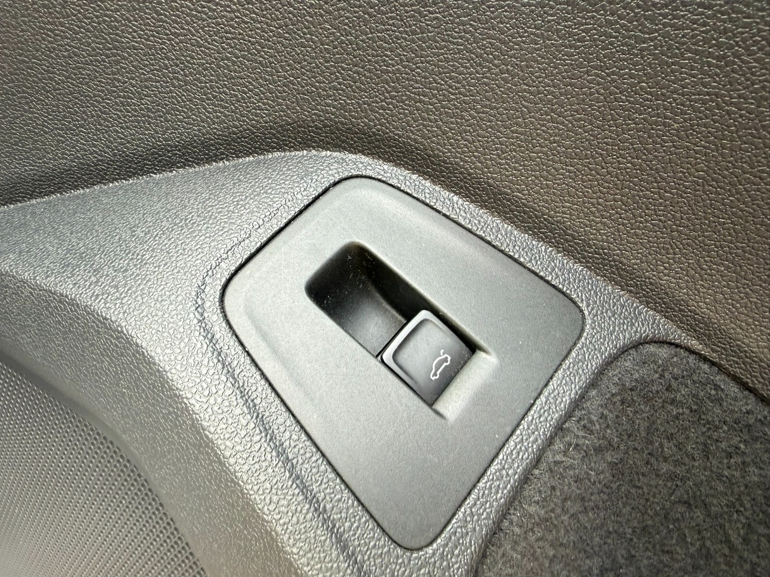 Used Volkswagen Tiguan 2019 for sale - 77950571: Photo 30