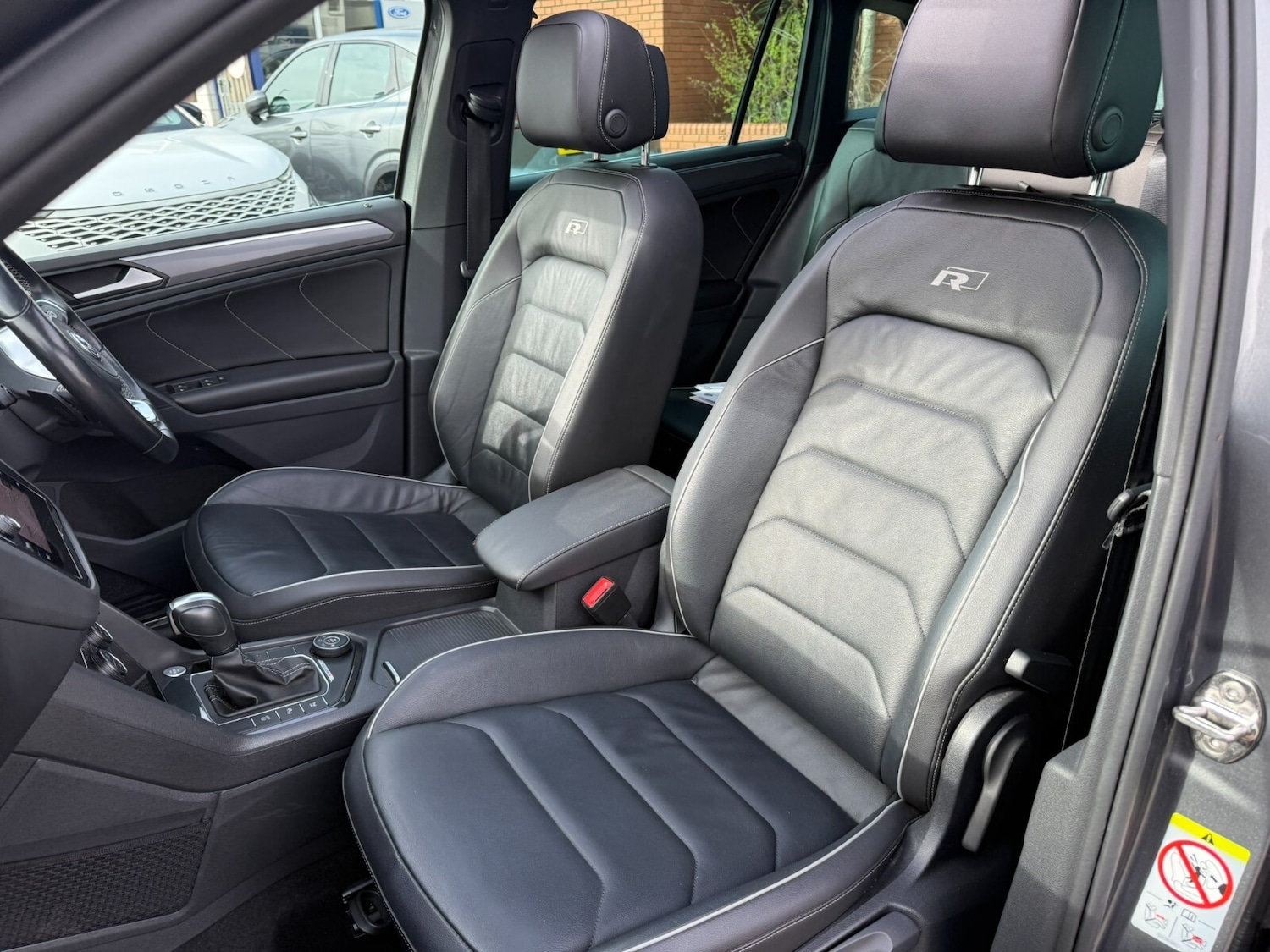 Used Volkswagen Tiguan 2019 for sale - 77950571: Photo 32