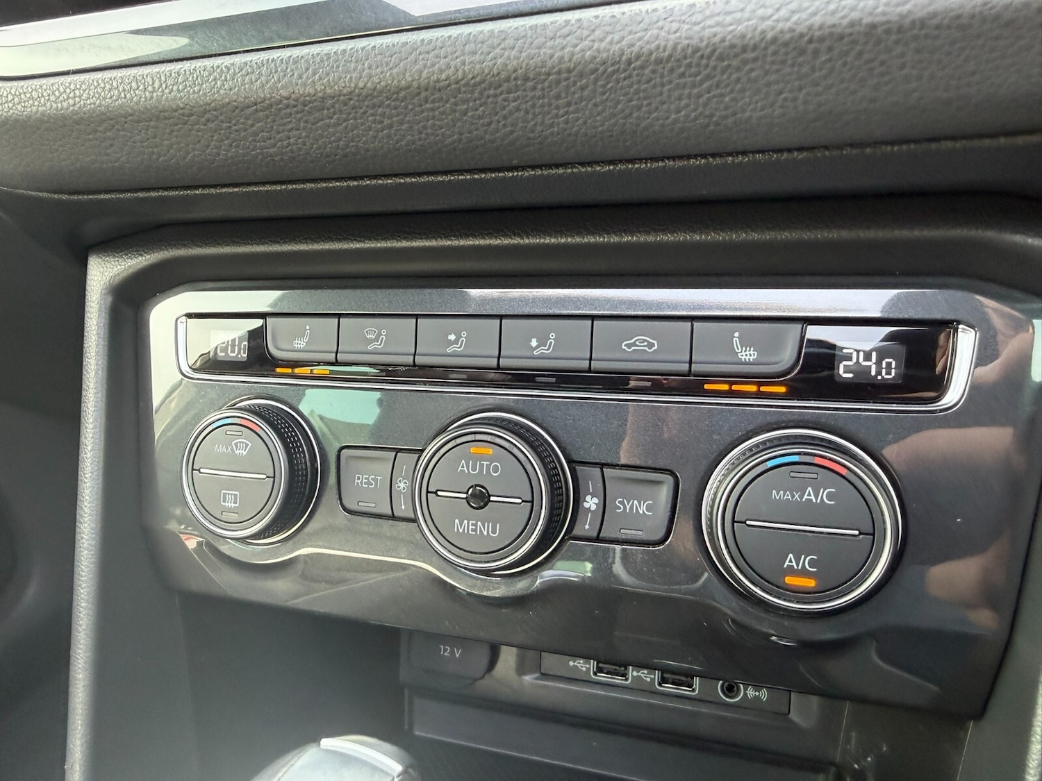 Used Volkswagen Tiguan 2019 for sale - 77950571: Photo 60