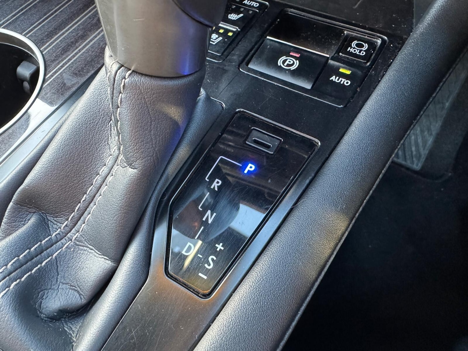 Used Lexus RX 2019 for sale - 76871553: Photo 64