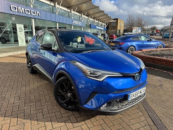 Used Toyota C-HR 2018 for sale - 77235501: Photo