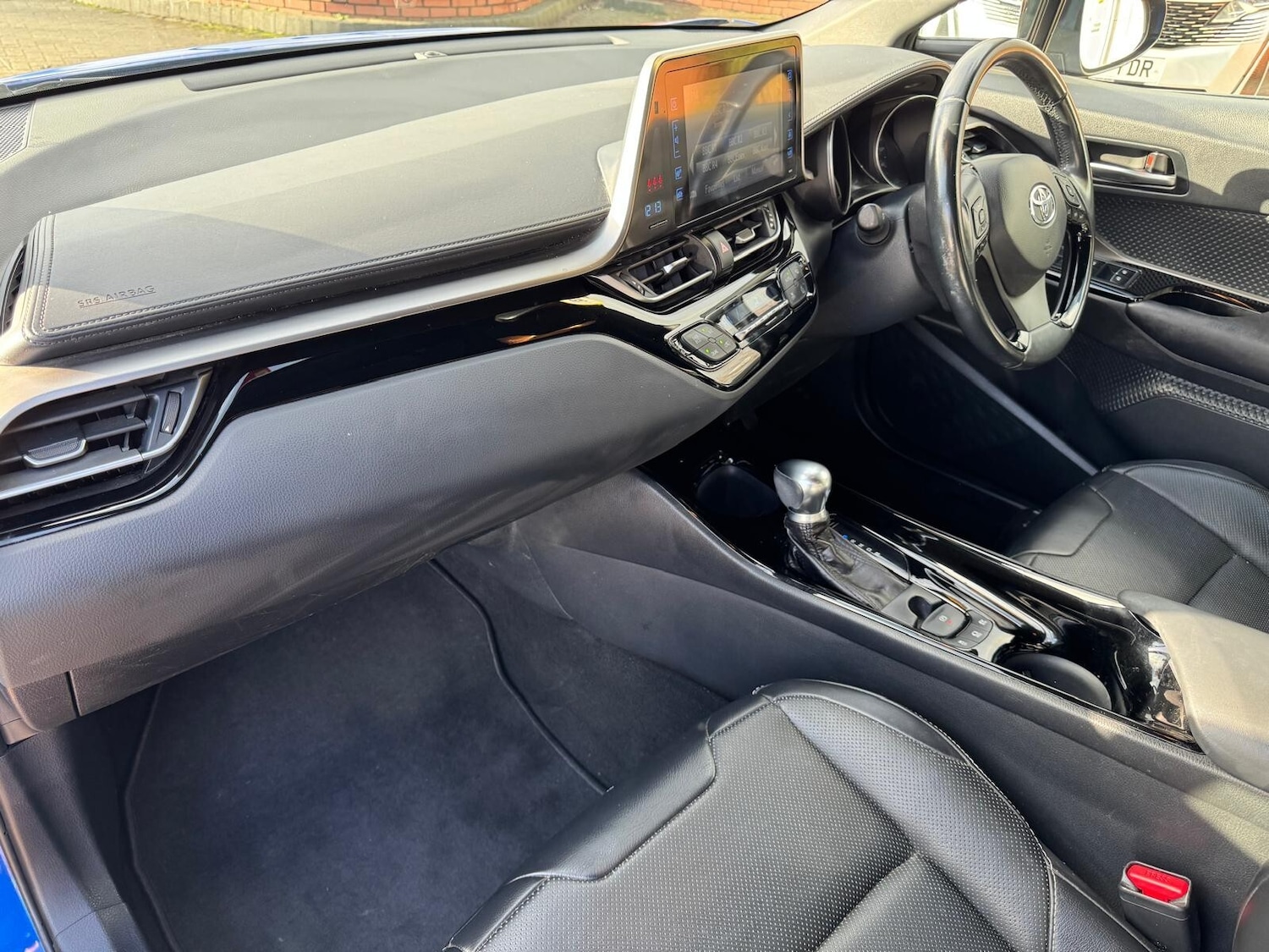 Used Toyota C-HR 2018 for sale - 77235501: Photo 24