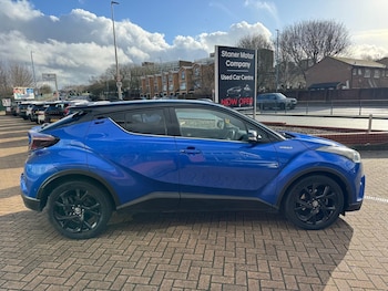 Used Toyota C-HR 2018 for sale - 77235501: Photo