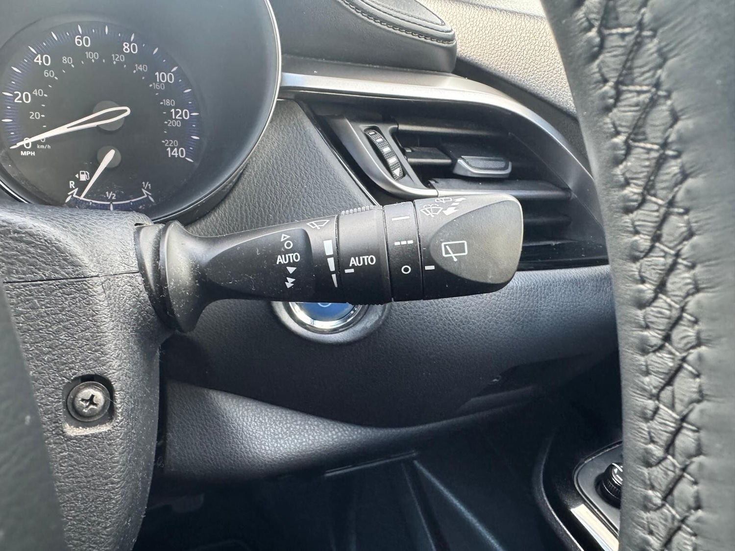 Used Toyota C-HR 2018 for sale - 77235501: Photo 30