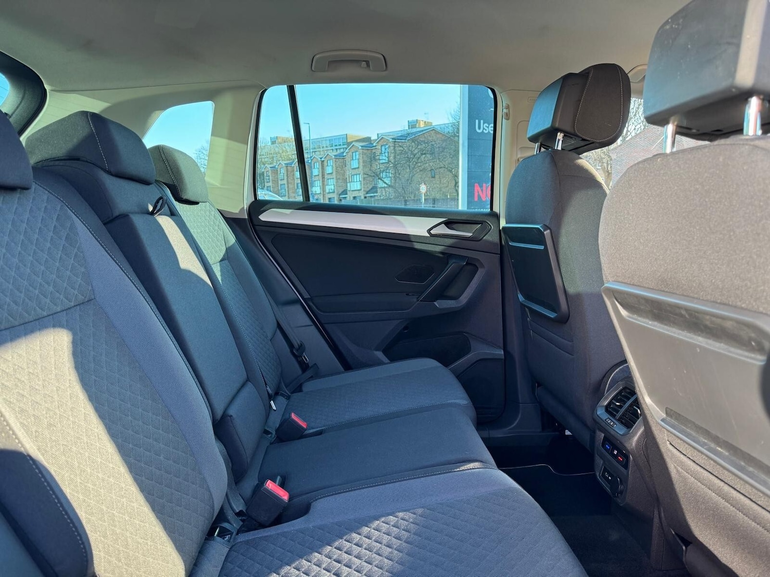 Used Volkswagen Tiguan 2020 for sale - 77067847: Photo 23