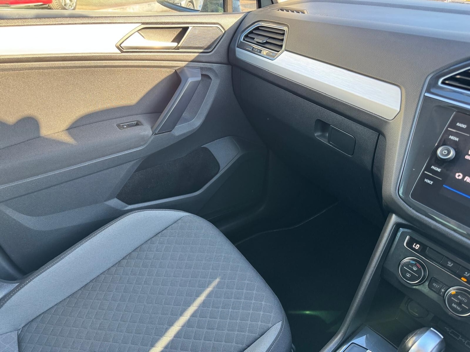 Used Volkswagen Tiguan 2020 for sale - 77067847: Photo 43