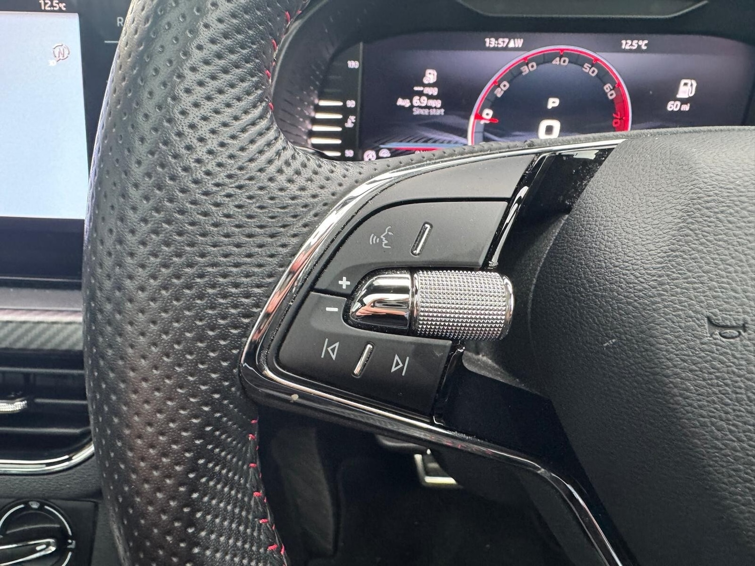 Used Skoda Kamiq 2022 for sale - 76874671: Photo 29