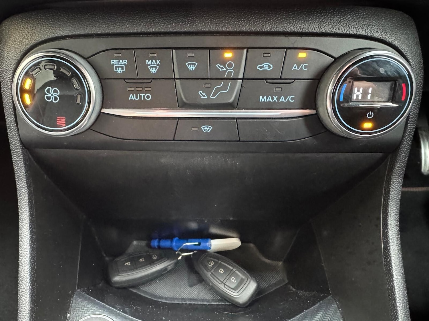 Used Ford Fiesta 2019 for sale - 76874117: Photo 44