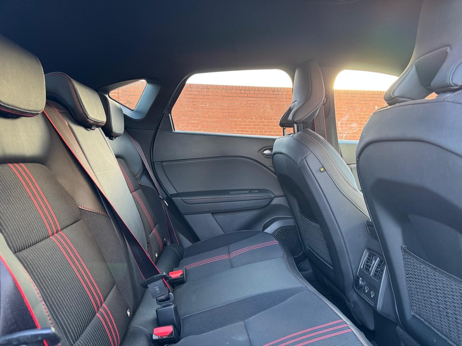 Used Renault Captur 2022 for sale - 77013089: Photo 23