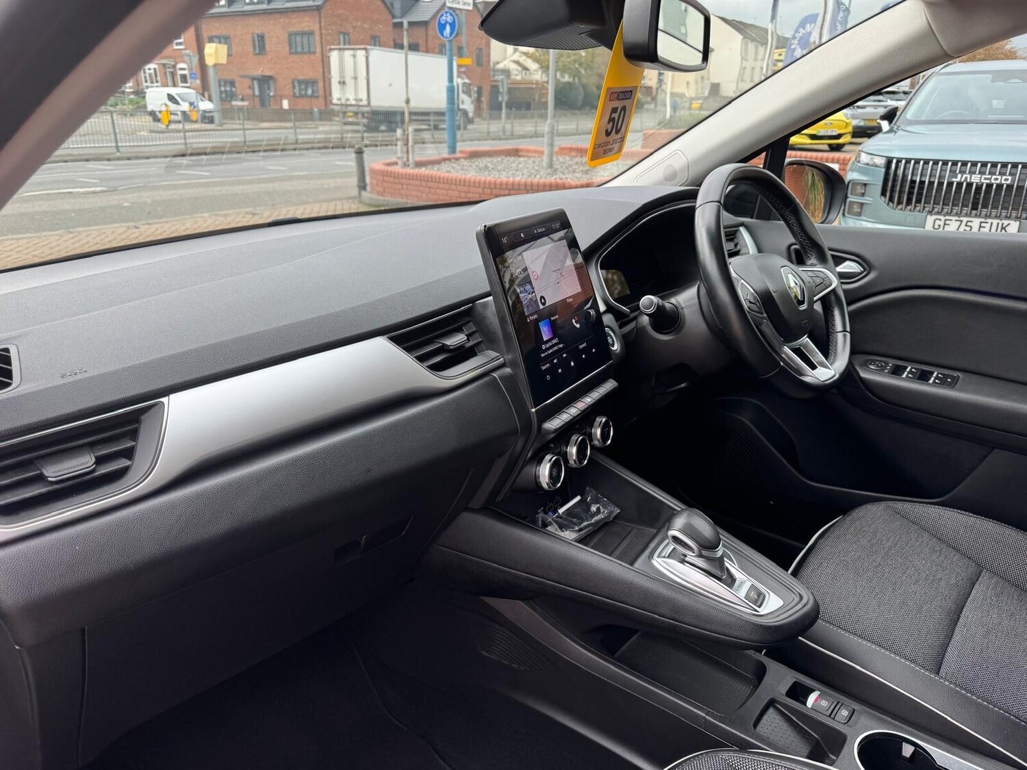 Used Renault Captur 2021 for sale - 76840645: Photo 30