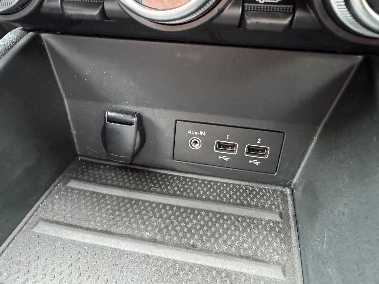 Used Renault Captur 2021 for sale - 76840645: Photo 40