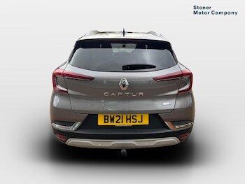 Used Renault Captur 2021 for sale - 76840645: Photo