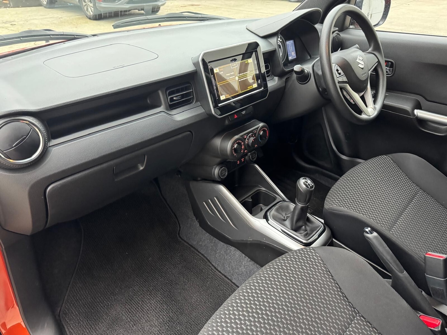 Used Suzuki Ignis 2024 for sale - 76894830: Photo 43