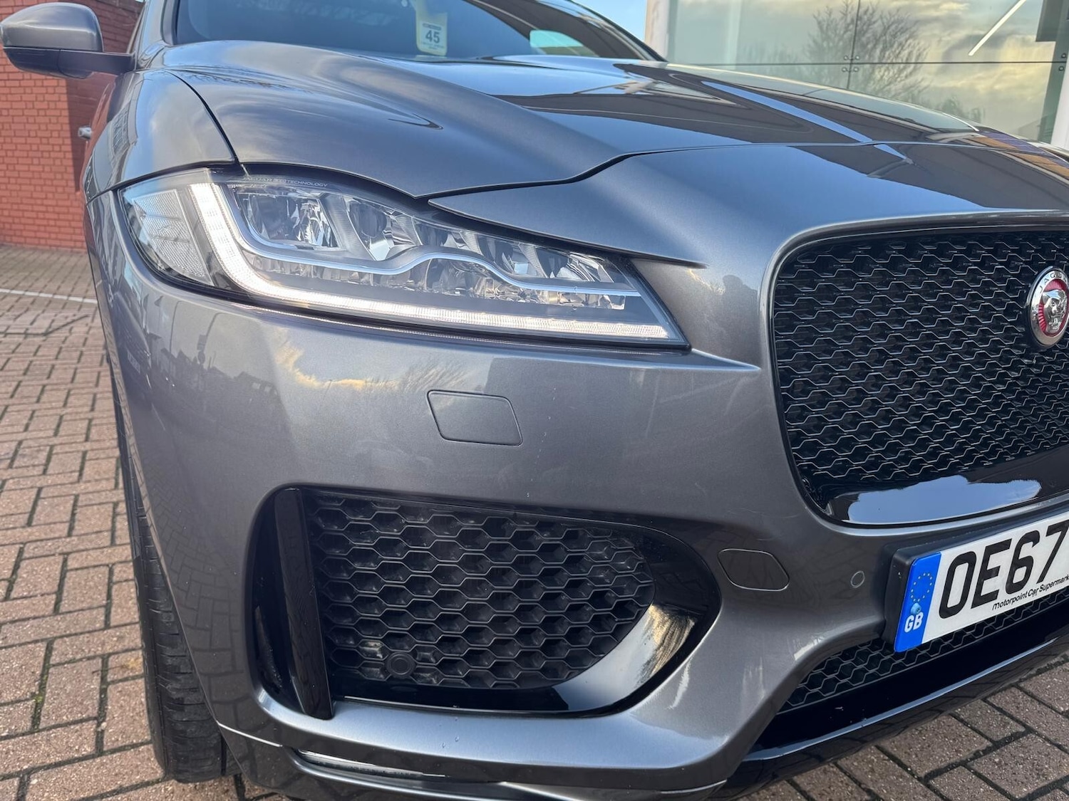 Used Jaguar F-Pace 2017 for sale - 76872610: Photo 11