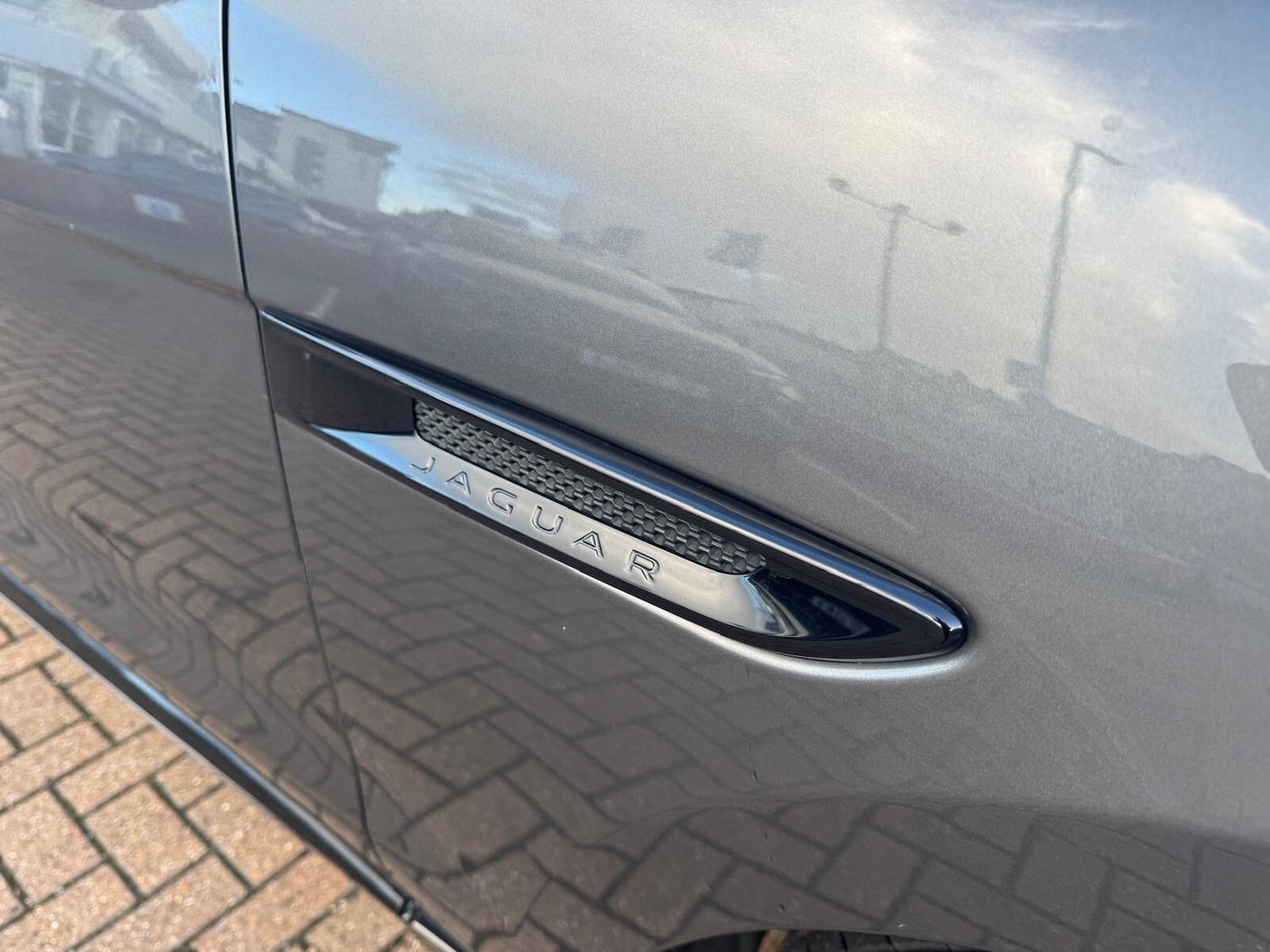 Used Jaguar F-Pace 2017 for sale - 76872610: Photo 12