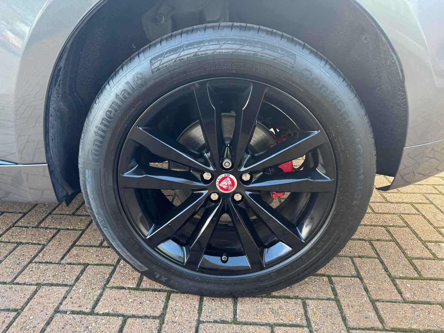 Used Jaguar F-Pace 2017 for sale - 76872610: Photo 17