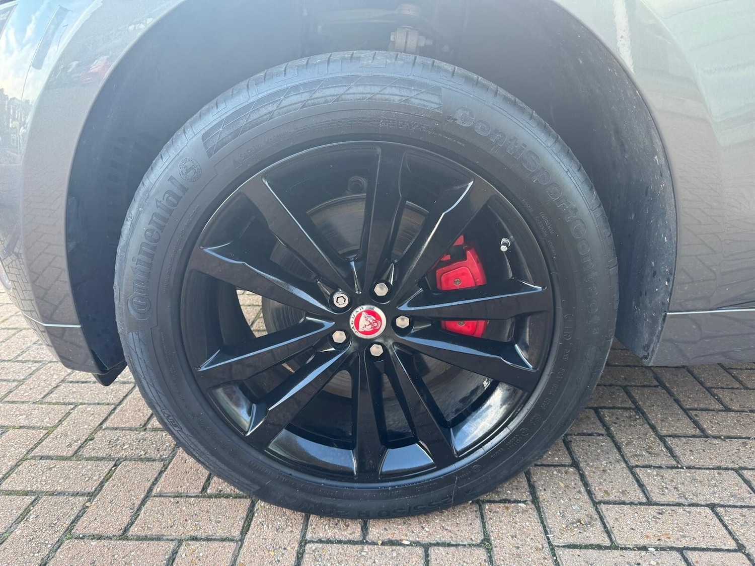 Used Jaguar F-Pace 2017 for sale - 76872610: Photo 19