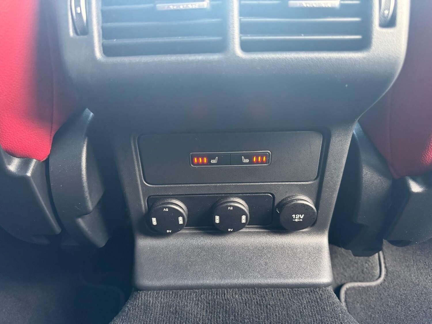 Used Jaguar F-Pace 2017 for sale - 76872610: Photo 28